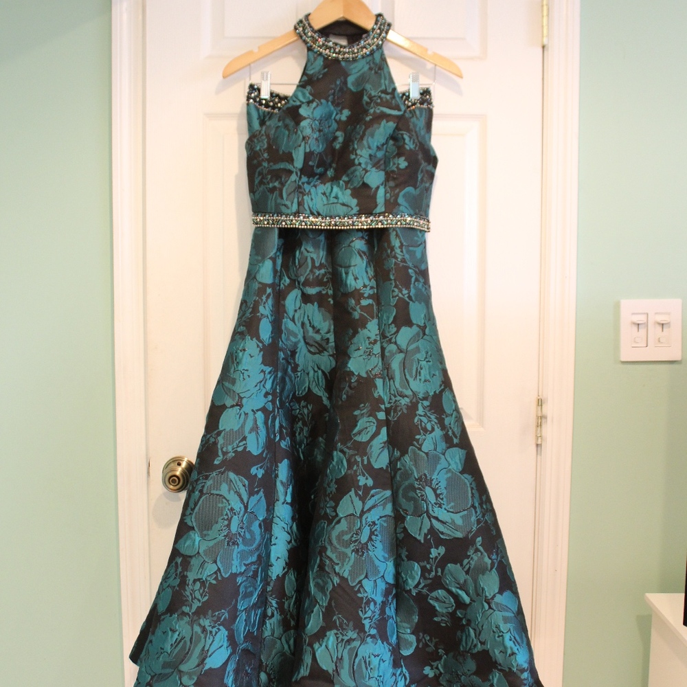 Camille La Vie teal brocade mermaid dress 2 piece